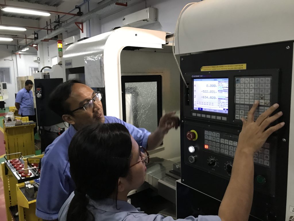 Pelatihan CNC Milling Basic