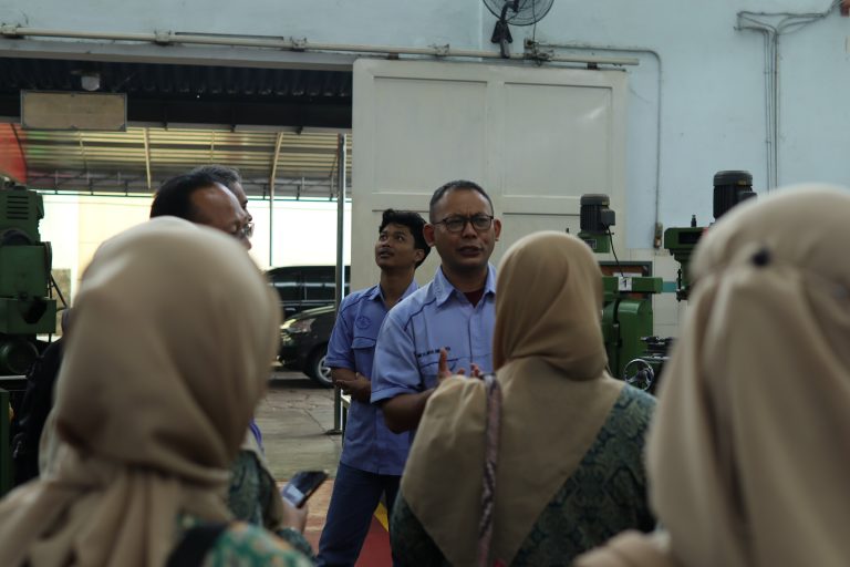 Kunjungan dan Workshop TEFA