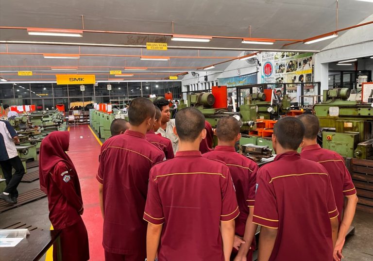 Kunjungan Industri