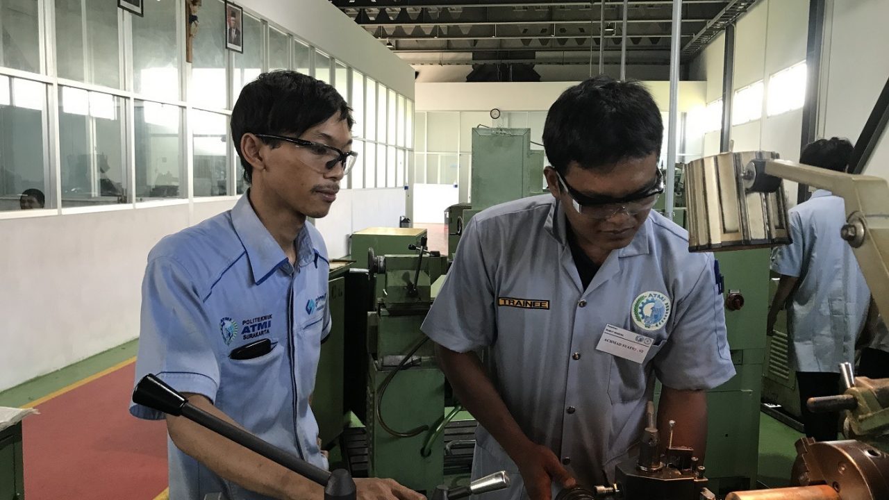 Pelatihan Bubut Konvensional